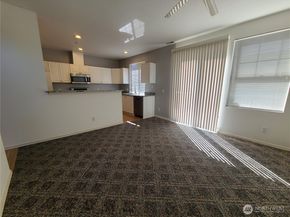 6119 S 233rd Street 196, Kent WA 98032