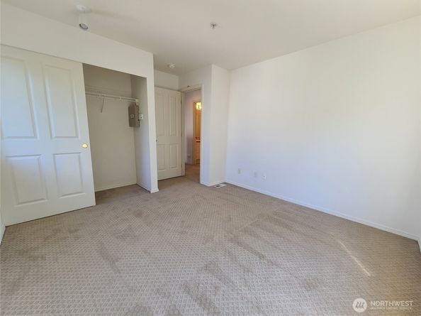 6119 S 233rd Street 196, Kent WA 98032