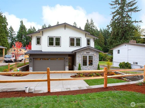 12806 NE 65th Lane, Kirkland WA 98033