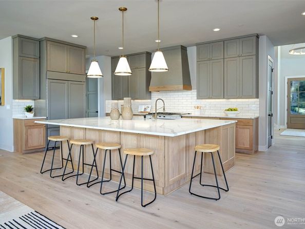 12806 NE 65th Lane, Kirkland WA 98033