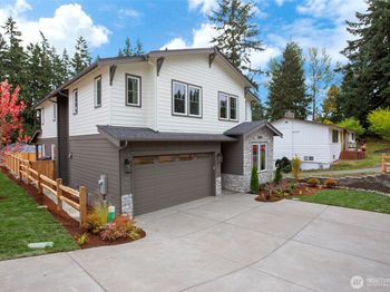 12806 NE 65th Lane
