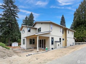 12806 NE 65th Lane, Kirkland WA 98033