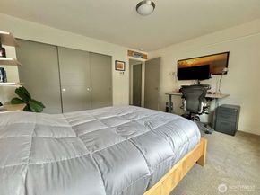 4852 40th Avenue SW B, Seattle WA 98116
