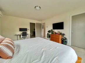 4852 40th Avenue SW B, Seattle WA 98116