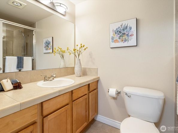 2200 Thorndyke Avenue W 404, Seattle WA 98199