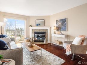 2200 Thorndyke Avenue W 404, Seattle WA 98199