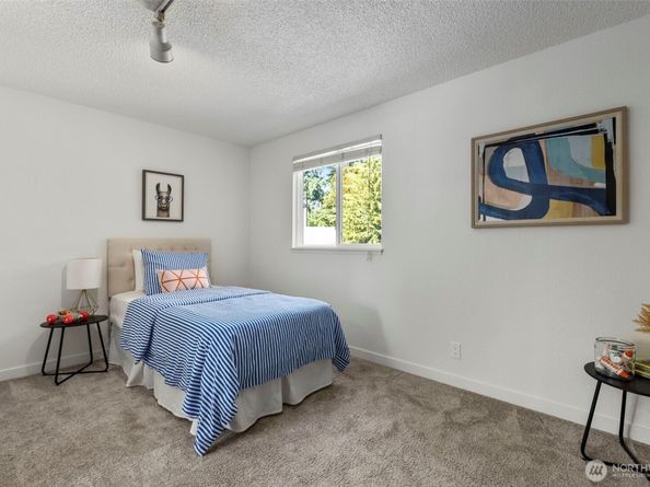 114 Vashon Avenue SE, Renton WA 98059