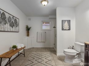114 Vashon Avenue SE, Renton WA 98059