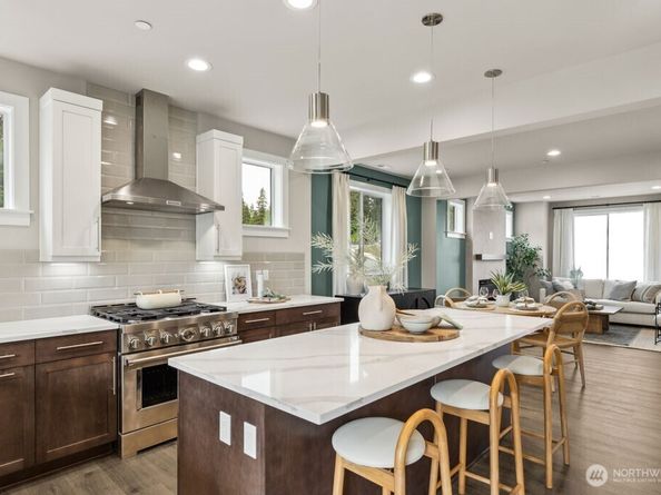 13247 NE 143rd Court 12, Woodinville WA 98072