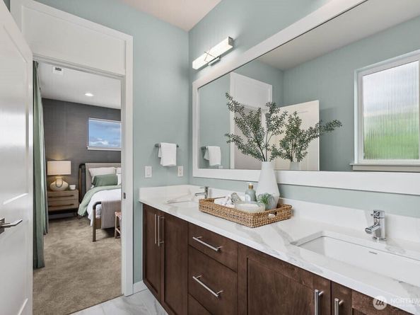 13247 NE 143rd Court 12, Woodinville WA 98072