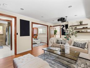 453 155th Place SE, Bellevue WA 98007