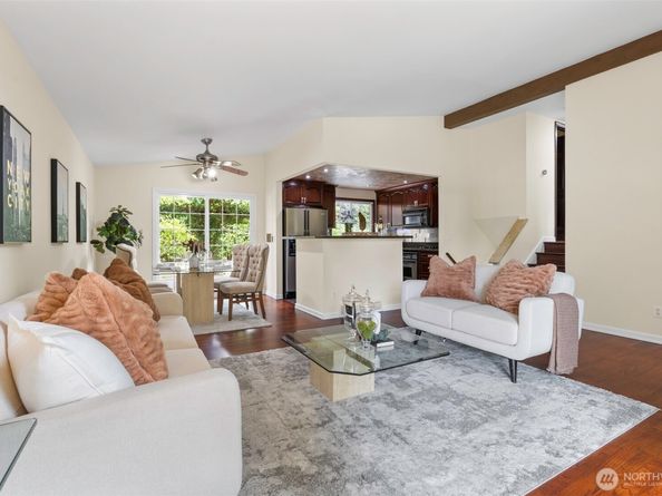 453 155th Place SE, Bellevue WA 98007