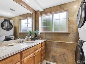 453 155th Place SE, Bellevue WA 98007
