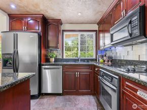 453 155th Place SE, Bellevue WA 98007