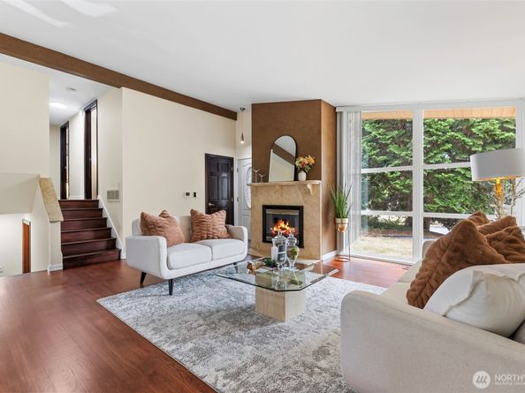 453 155th Place SE, Bellevue WA 98007