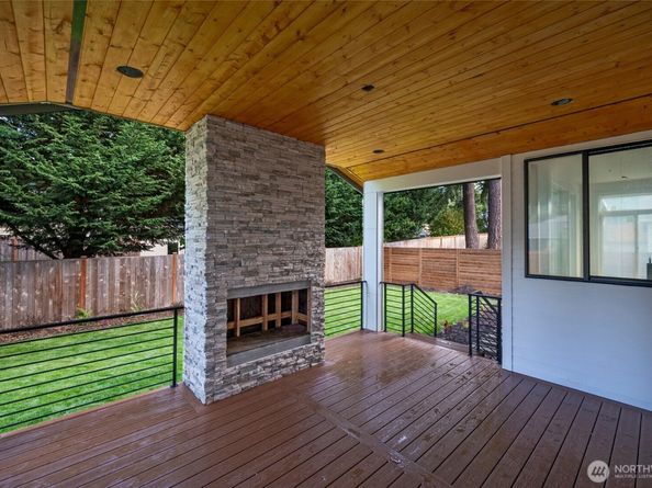 17526 Fremont Avenue N, Shoreline WA 98133