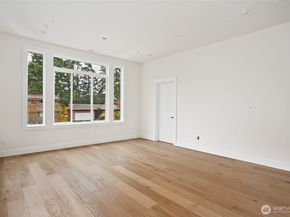 17526 Fremont Avenue N, Shoreline WA 98133