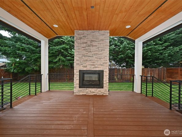 17526 Fremont Avenue N, Shoreline WA 98133