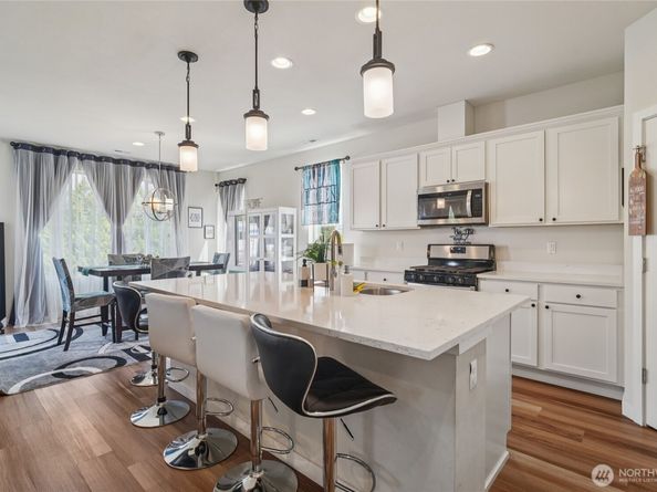 1031 133rd Place SW 8, Everett WA 98204