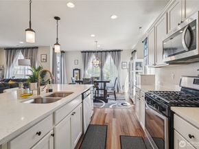 1031 133rd Place SW 8, Everett WA 98204