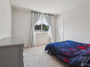 1031 133rd Place SW 8, Everett WA 98204