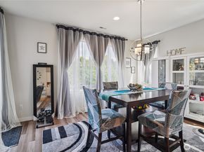1031 133rd Place SW 8, Everett WA 98204