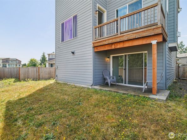 1031 133rd Place SW 8, Everett WA 98204