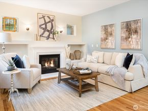 10790 221st Lane NE 28, Redmond WA 98053