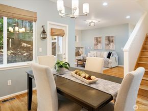 10790 221st Lane NE 28, Redmond WA 98053