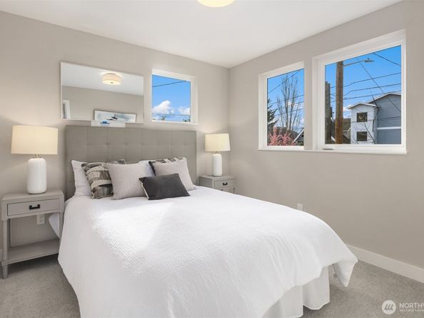 332 17th Avenue, Seattle WA 98122