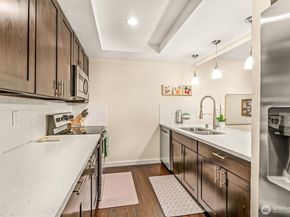 7481 Old Redmond Road 421, Redmond WA 98052
