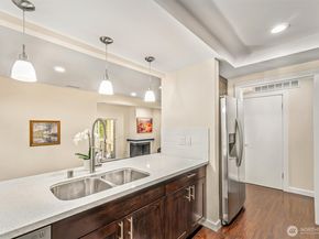 7481 Old Redmond Road 421, Redmond WA 98052