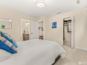 7481 Old Redmond Road 421, Redmond WA 98052