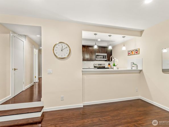 7481 Old Redmond Road 421, Redmond WA 98052