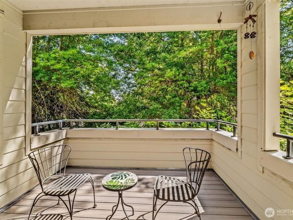 7481 Old Redmond Road 421, Redmond WA 98052