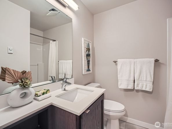 1803 SW 96th Lane, Seattle WA 98106