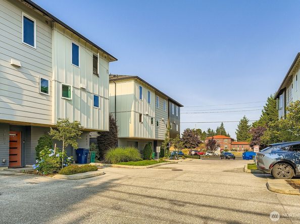1803 SW 96th Lane, Seattle WA 98106