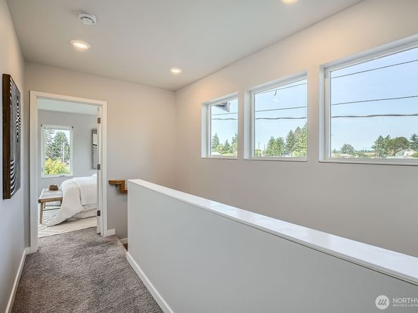 1803 SW 96th Lane, Seattle WA 98106