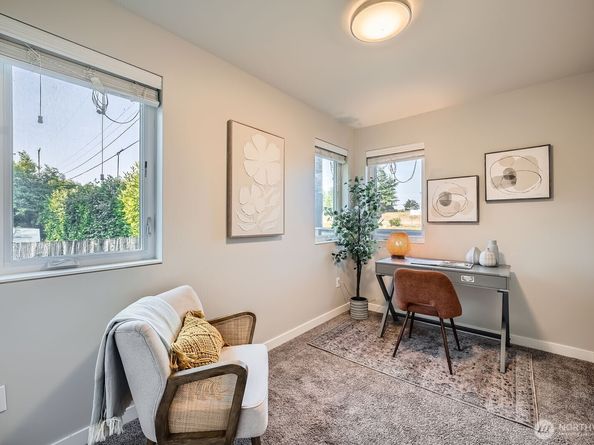 1803 SW 96th Lane, Seattle WA 98106