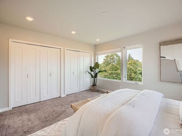 1803 SW 96th Lane, Seattle WA 98106