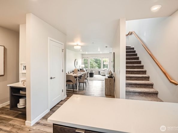 1803 SW 96th Lane, Seattle WA 98106