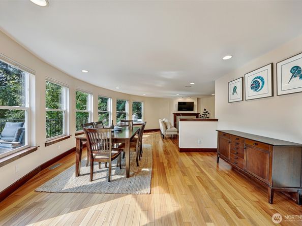 4034 NE 195th Street, Lake Forest Park WA 98155