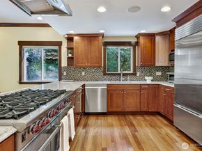 4034 NE 195th Street, Lake Forest Park WA 98155