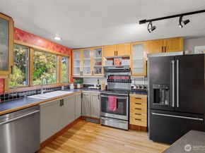 3016 NW 74th Street, Seattle WA 98117