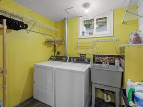 3016 NW 74th Street, Seattle WA 98117