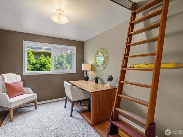 3016 NW 74th Street, Seattle WA 98117