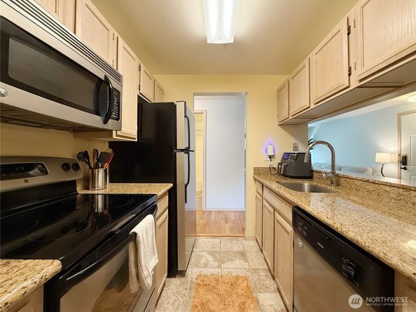 12050 15th Avenue NE 301, Seattle WA 98125
