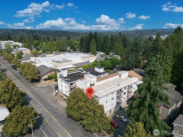 12050 15th Avenue NE 301, Seattle WA 98125