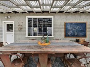 16003 15th Avenue SW, Burien WA 98166