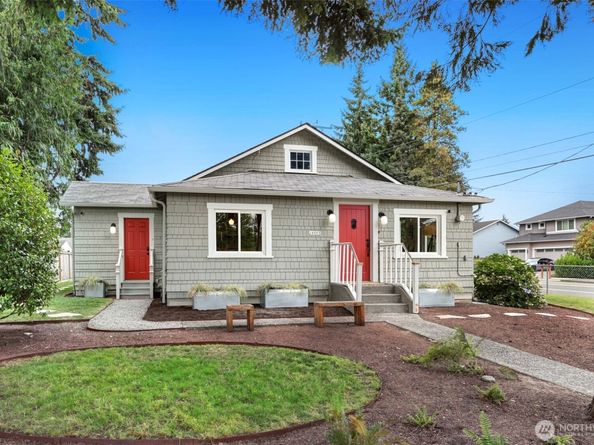 16003 15th Avenue SW, Burien WA 98166